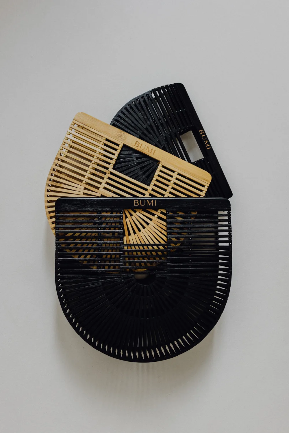 BUMI Bag S mit Alltags-Essentials